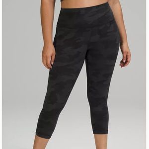 LULULEMON Wunder Under Crop